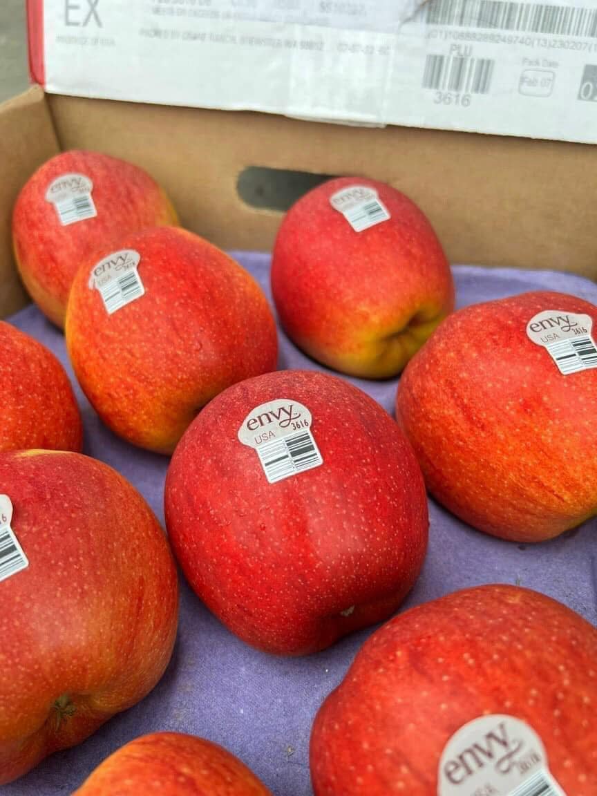 TÁO ENVY MỸ SIZE 24 - Hình ảnh 2