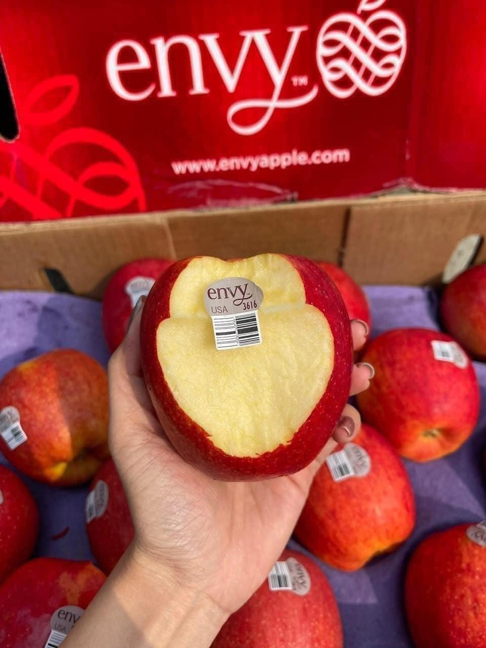 Táo Envy Đỏ Mỹ Size28 - Hình ảnh 3
