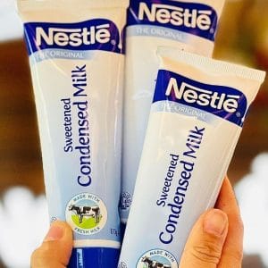 SỮA ĐẶC ĂN KÈM HOA QUẢ ÚC