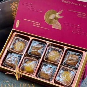 Bánh Trung Thu Lava Thỏ Đỏ  hộp 8 bánh